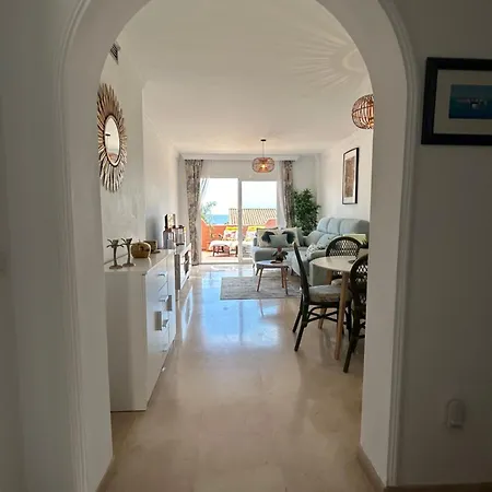 Comfy Seaside Duplex With Sea Views Appartamento